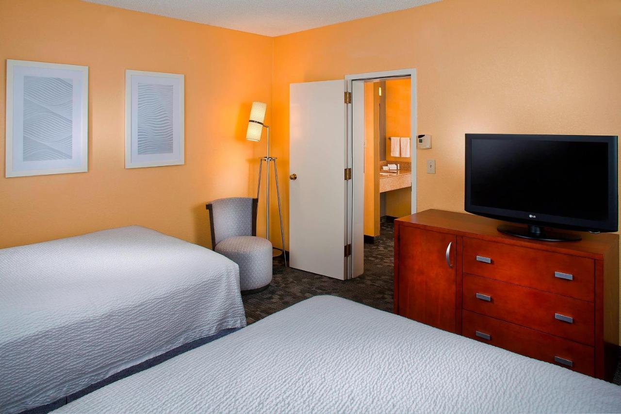 Courtyard By Marriott Huntsville University Drive Ngoại thất bức ảnh