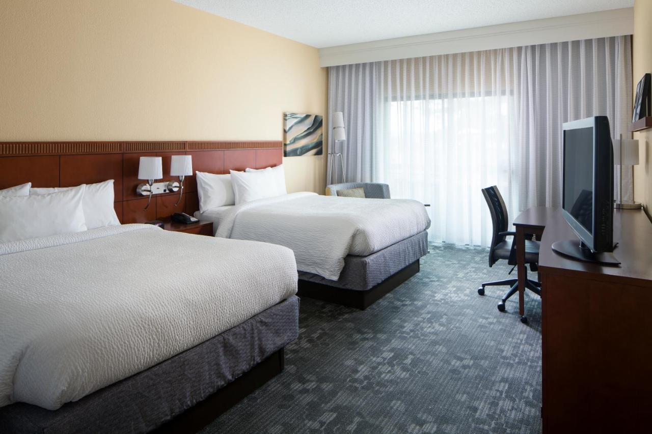 Courtyard By Marriott Huntsville University Drive Ngoại thất bức ảnh