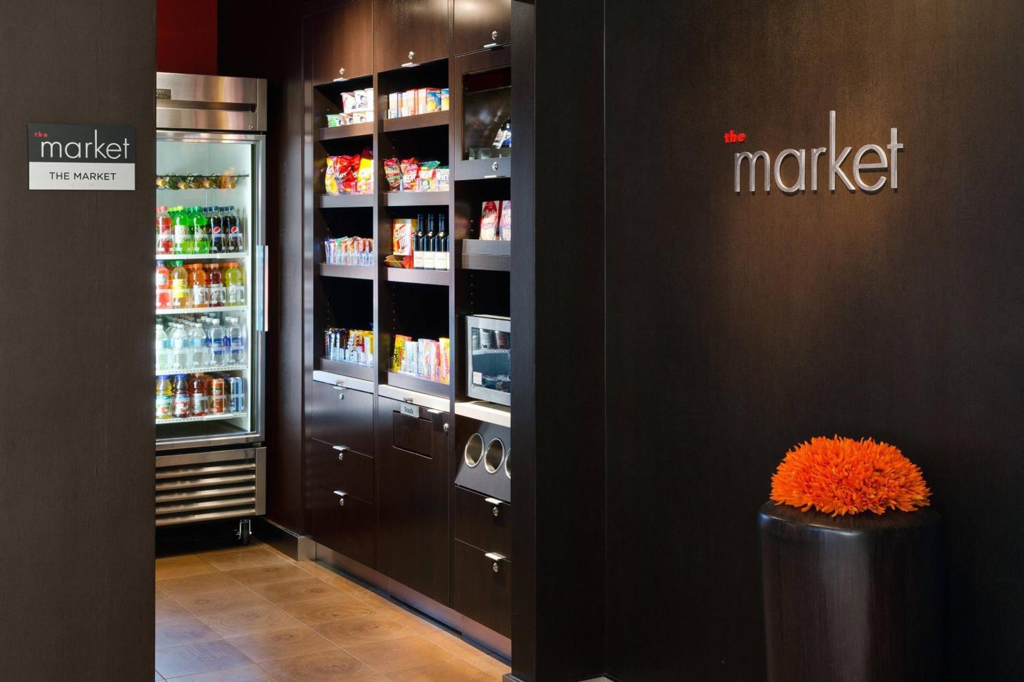 Courtyard By Marriott Huntsville University Drive Ngoại thất bức ảnh