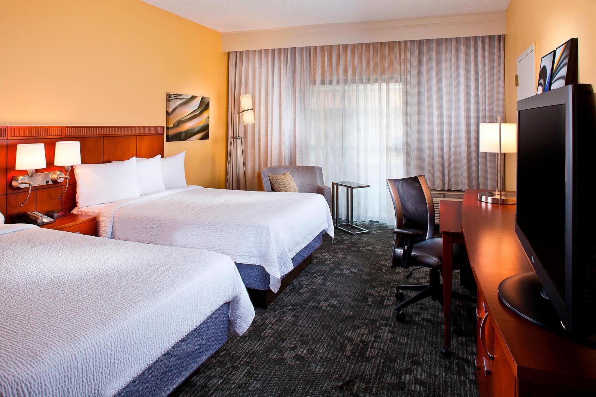 Courtyard By Marriott Huntsville University Drive Ngoại thất bức ảnh