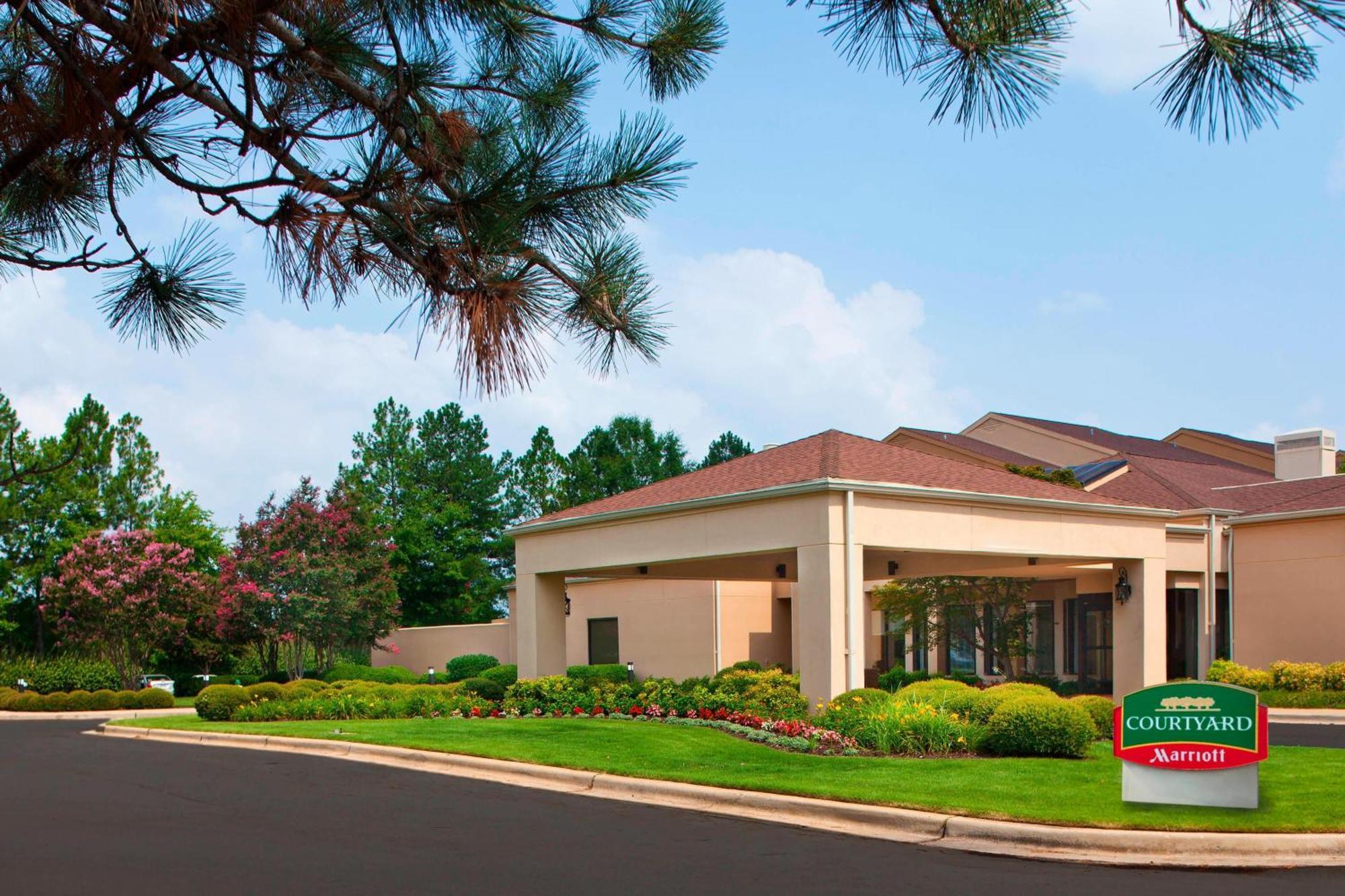 Courtyard By Marriott Huntsville University Drive Ngoại thất bức ảnh