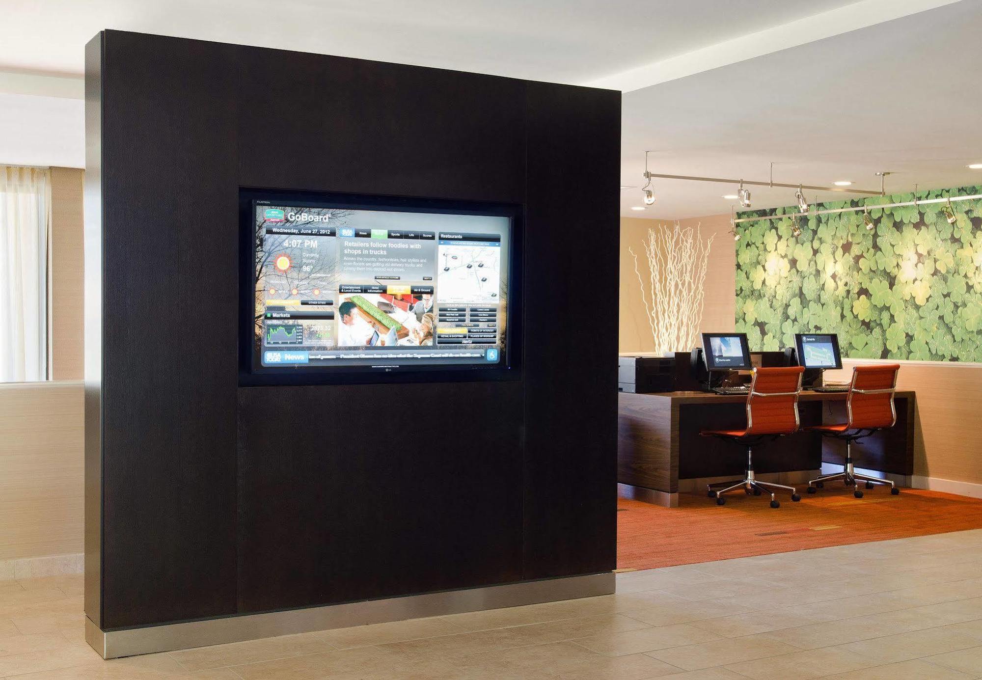 Courtyard By Marriott Huntsville University Drive Kinh doanh bức ảnh